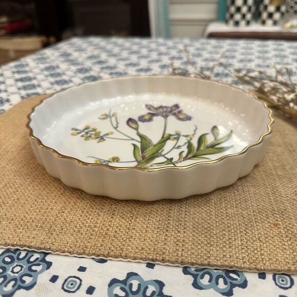 SPODE Stafford Flowers Iris & Sphaerolobium 9” Quiche Bake‎ / Serving Dish New - Picture 3 of 8